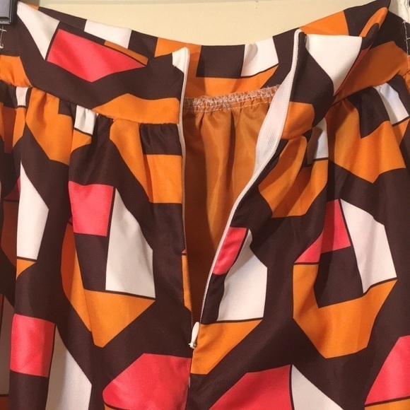 Beautiful Retro multicolor skirt - Picture 3 of 4